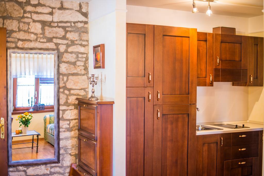 Aparthotel Katalyma 828 Канфанар Екстериор снимка