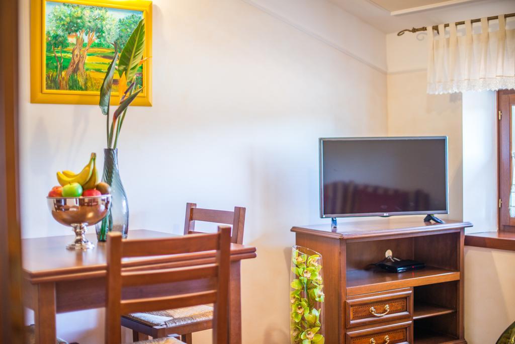Aparthotel Katalyma 828 Канфанар Екстериор снимка