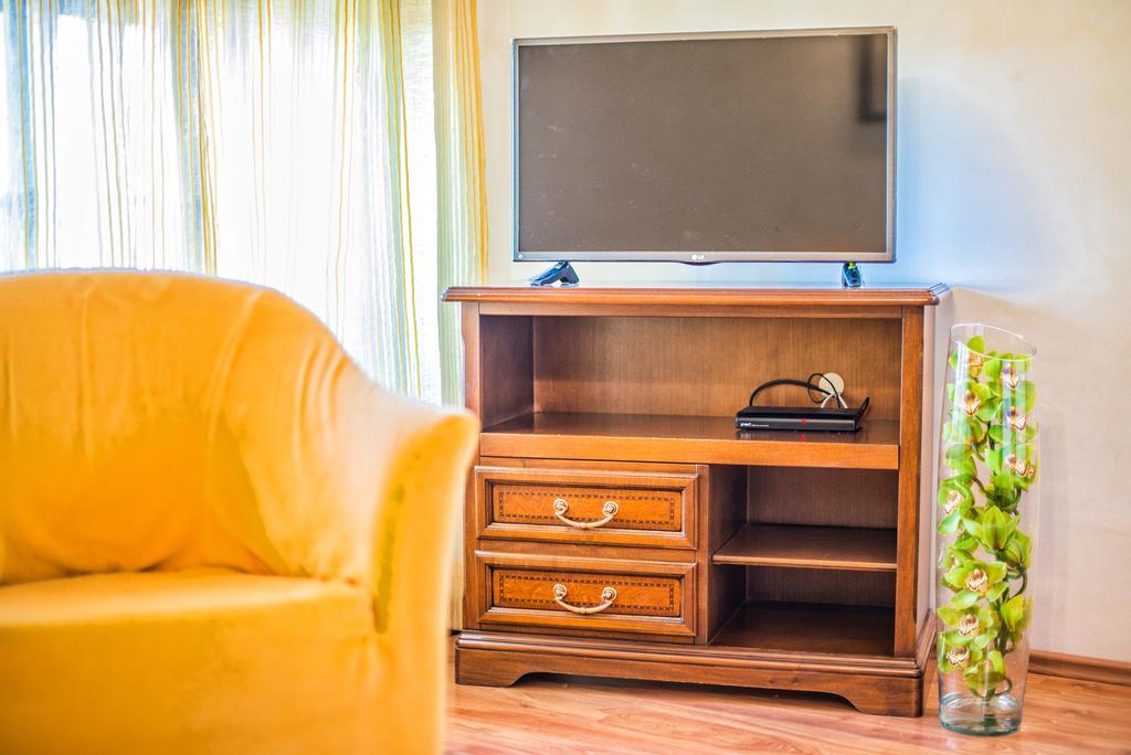 Aparthotel Katalyma 828 Канфанар Екстериор снимка