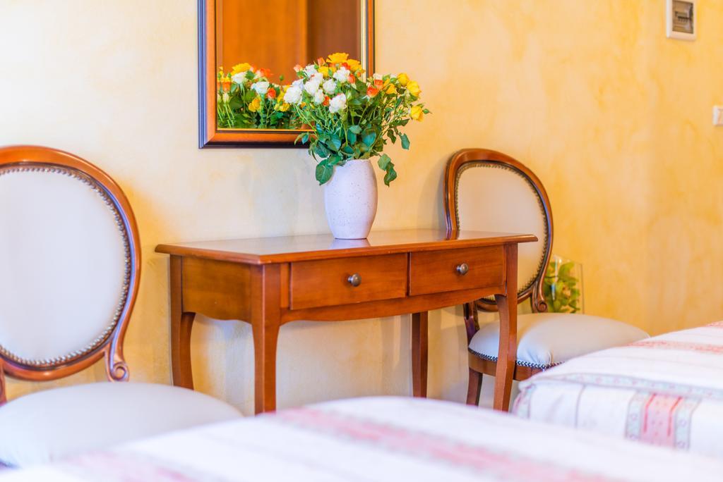 Aparthotel Katalyma 828 Канфанар Екстериор снимка