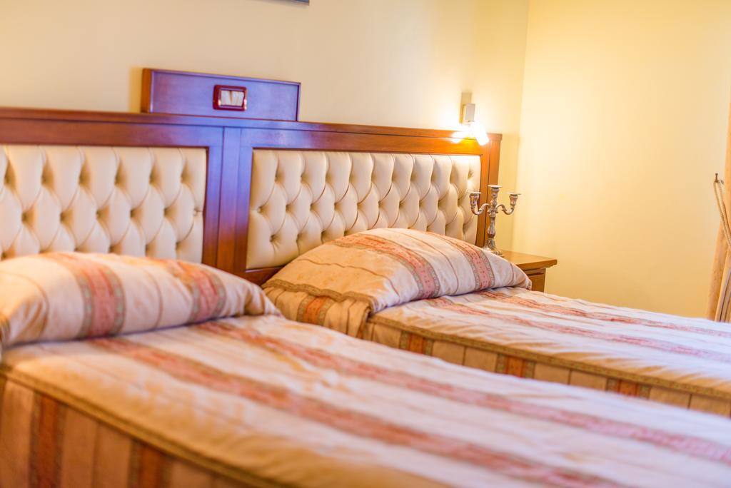 Aparthotel Katalyma 828 Канфанар Екстериор снимка