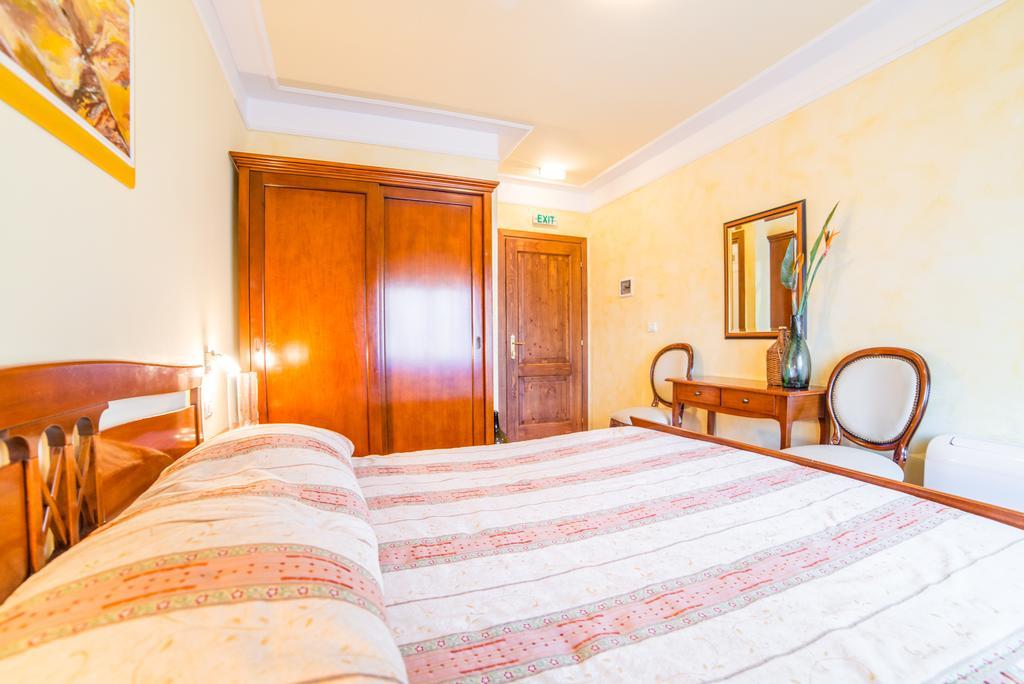 Aparthotel Katalyma 828 Канфанар Екстериор снимка